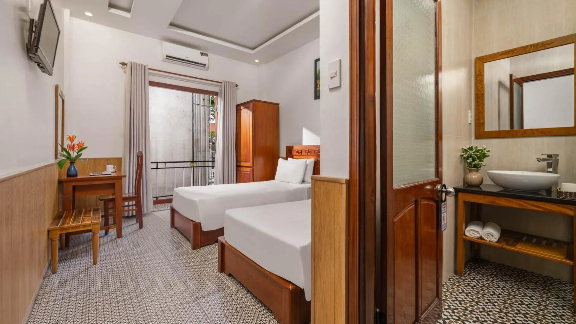 Ancient Town Hotel هوي ان 4*,  فيتنام